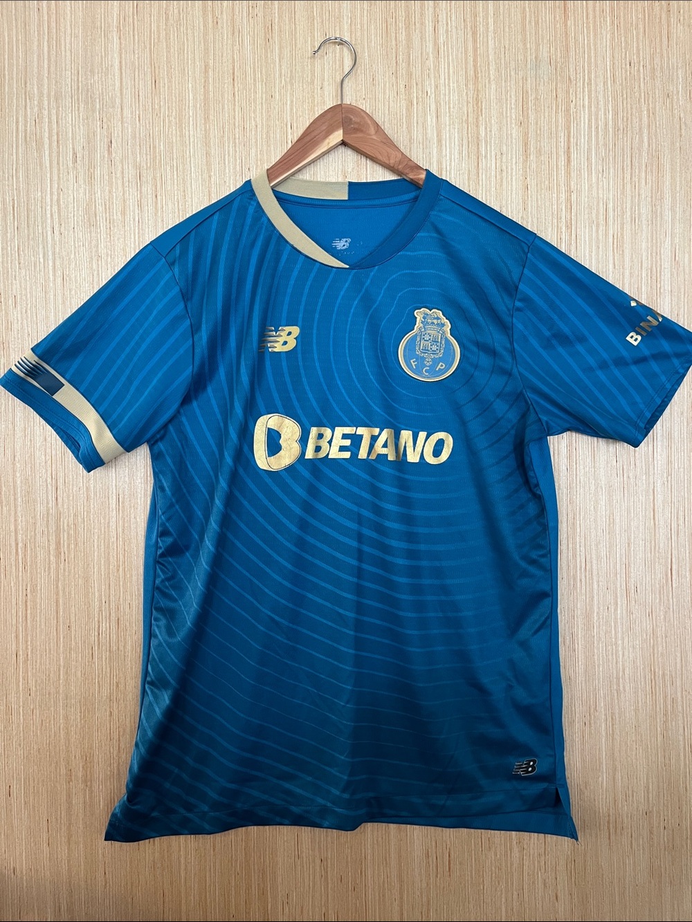 FC Porto Soccer Jersey 2023/2024 Third Kit New Balance - Size XL